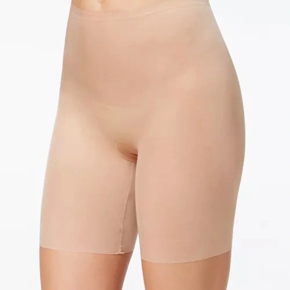 NWT Spanx. Britches Mid thigh Shorts in Beige. Small - Picture 4 of 5